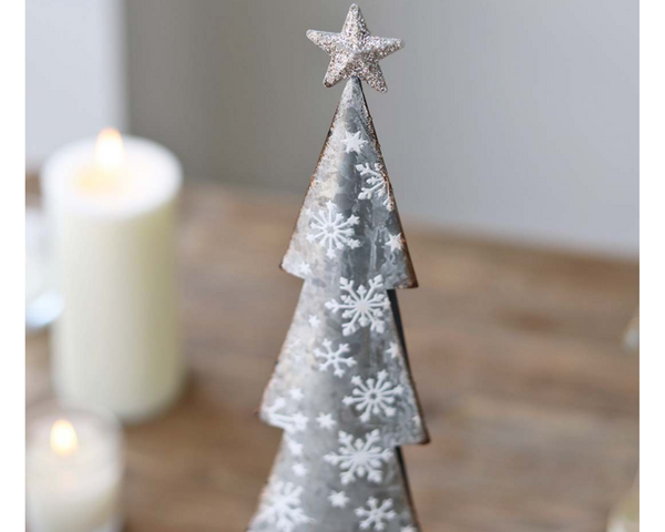 Star Detail Metal And Wooden Christmas Tree