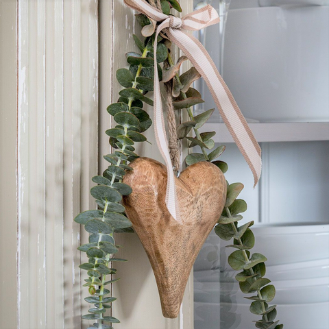 Natural solid wooden hanging heart