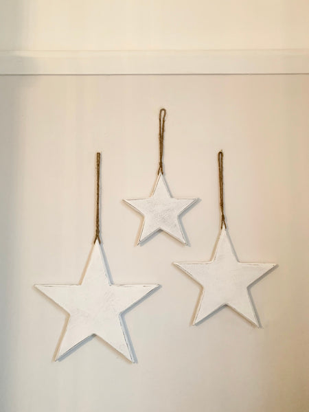 Set of 3 Distressed White Wooden Stars